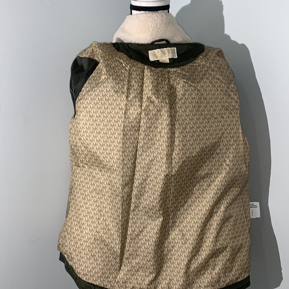 MICHAEL KORS Women's Quilted Jacket Size M. Olive Green Faux Fur Sherpa … - Picture 6 of 11